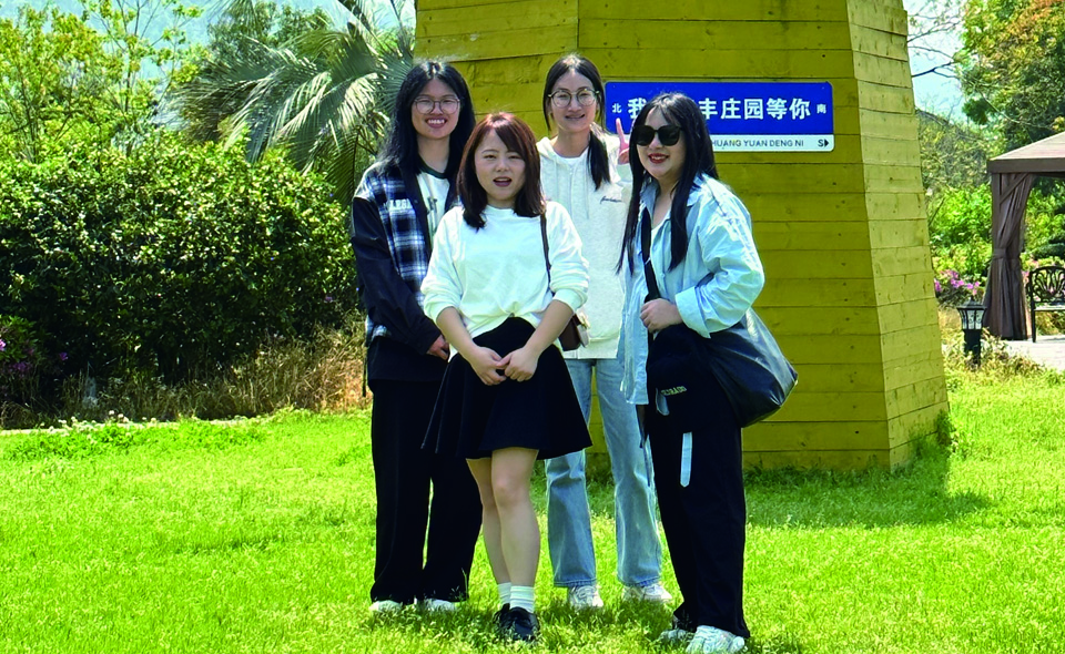 国产精品扒开腿做爽爽爽A片软件